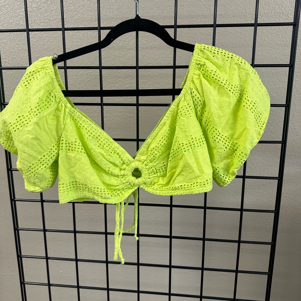 Green crop top